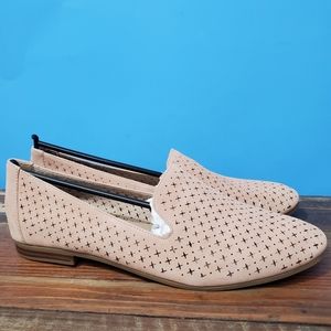 Soul Naturalizer Faux Suede no Heel Flat Perforated  Loafers Shoes Slip On Sz 9